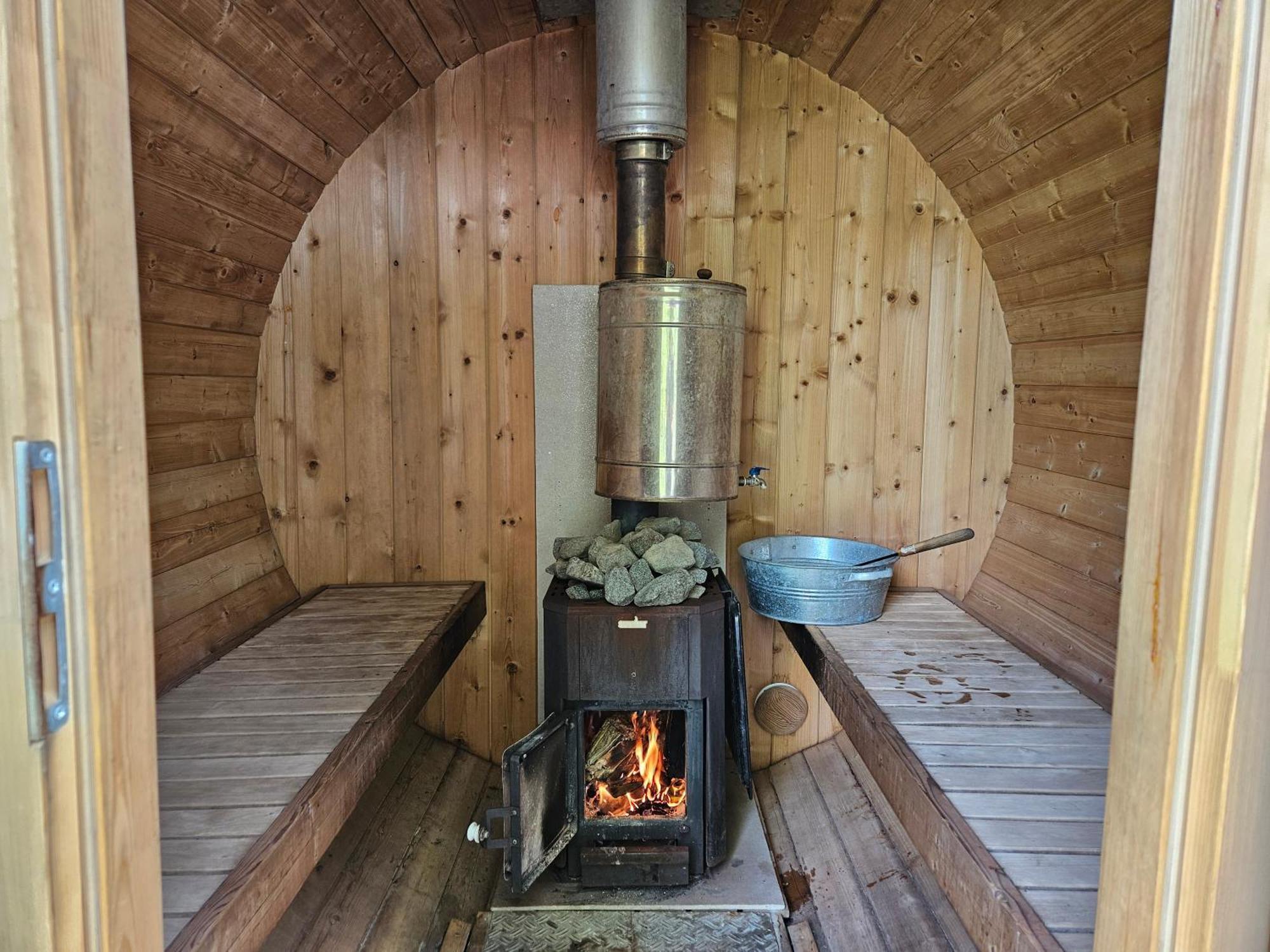 Purde Puhkemaja - Hot Tub L Sauna L Bbq Элва Экстерьер фото